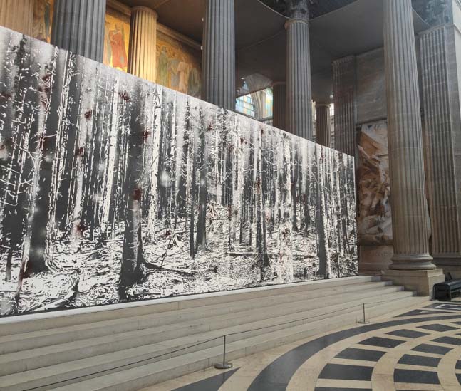 Ombre-est-lumiere-memoire-des-lieux-une-exposition-d-art-contemporain-au-coeur-du-pantheon